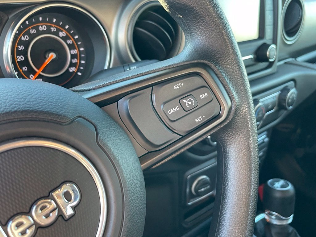 2019 Jeep Wrangler Sport - LOW MILES / BACKUP CAMERA