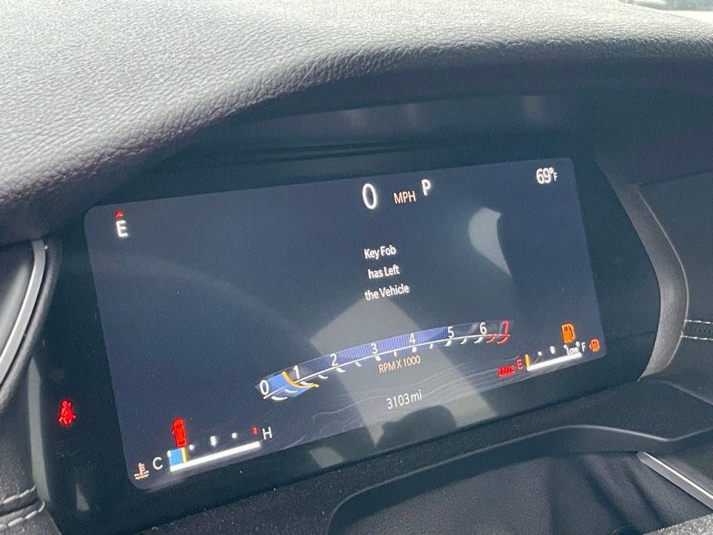 2025 Jeep Grand Cherokee Altitude - RAIN SENSING WIPERS / APPLE CARPLAY