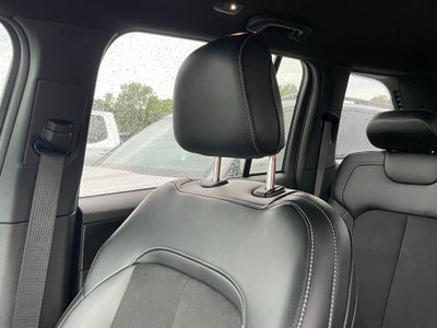 2025 Jeep Grand Cherokee Altitude - RAIN SENSING WIPERS / APPLE CARPLAY