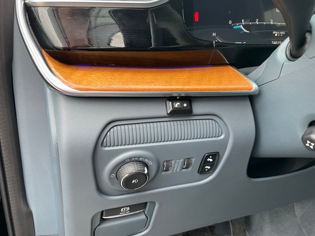 2022 Jeep Grand Wagoneer Series II