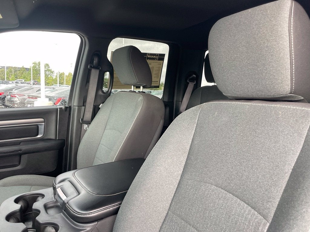 2023 RAM 1500 Classic Warlock - CLASS IV HITCH / 8.4" TOUCHSCREEN