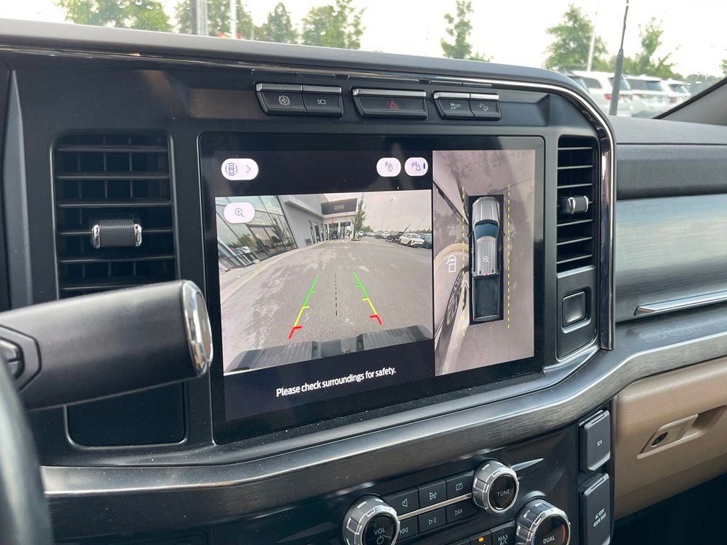 2023 Ford F-350SD Lariat - 6.7 LARIAT / POWER RUNNING BOARDS