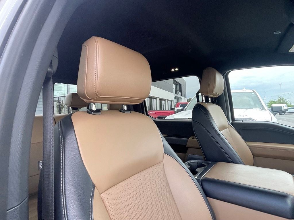 2023 Ford F-350SD Lariat - 6.7 LARIAT / POWER RUNNING BOARDS