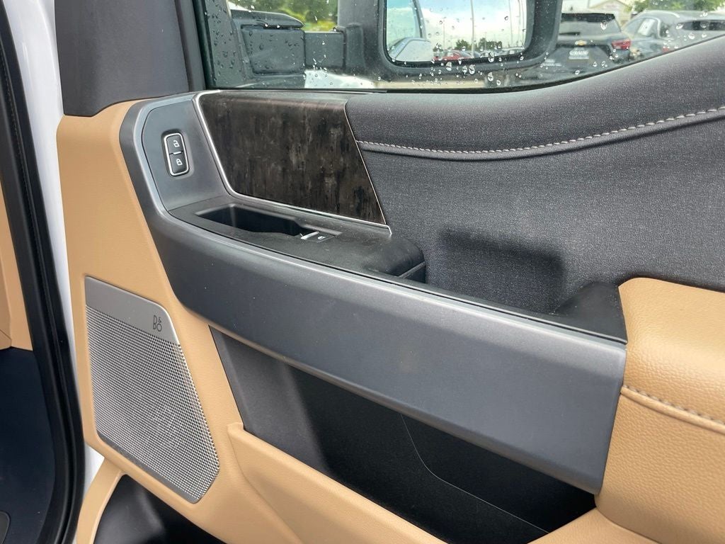 2023 Ford F-350SD Lariat - 6.7 LARIAT / POWER RUNNING BOARDS