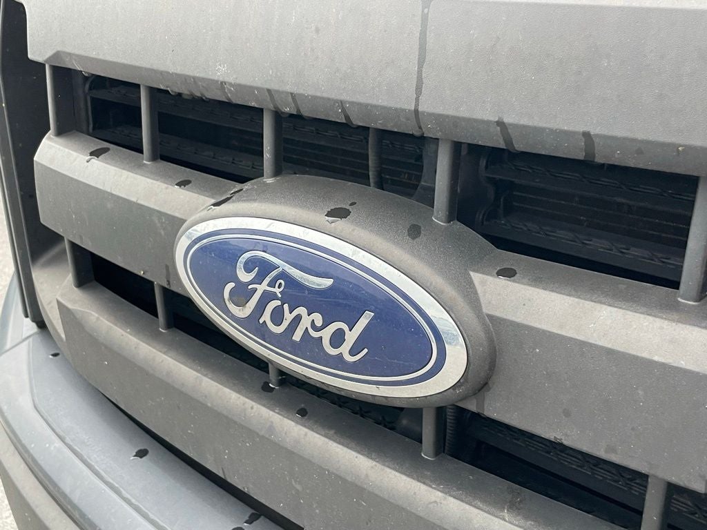 2015 Ford F-150 XL - 5.0 V8 / CRUISE CONTROL