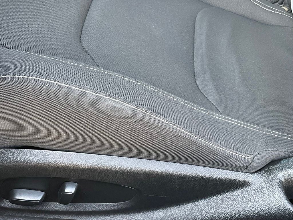 2023 Chevrolet Camaro 1LT - 335 HP / APPLE CARPLAY