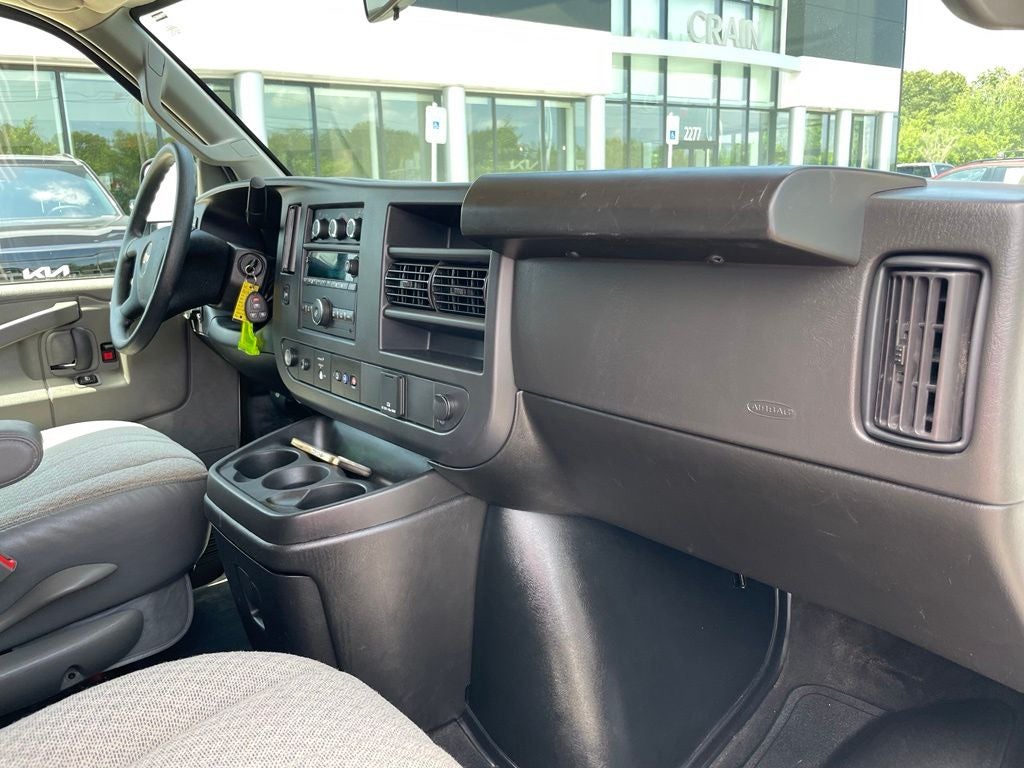 2024 Chevrolet Express 3500 LS Passenger
