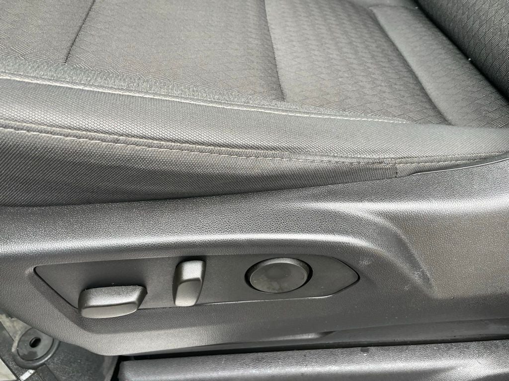 2024 Chevrolet Silverado 1500 LT LT1