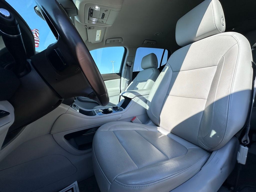 2020 GMC Acadia SLT - ONE OWNER / 7 PASSENGER