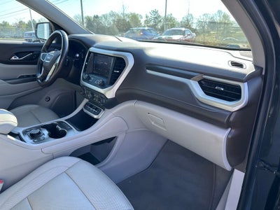 2020 GMC Acadia SLT - ONE OWNER / 7 PASSENGER