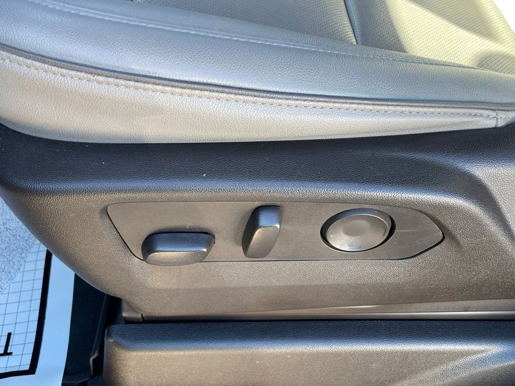 2023 GMC Yukon SLT - DUAL-PANE SUNROOF / HD SURROUND VISION