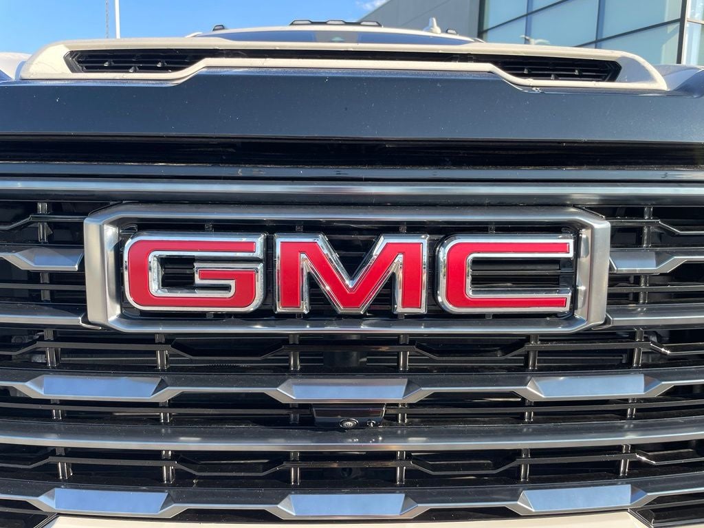 2026 GMC Sierra 2500HD AT4 - POWER SUNROOF / POWER ASSIST STEPS
