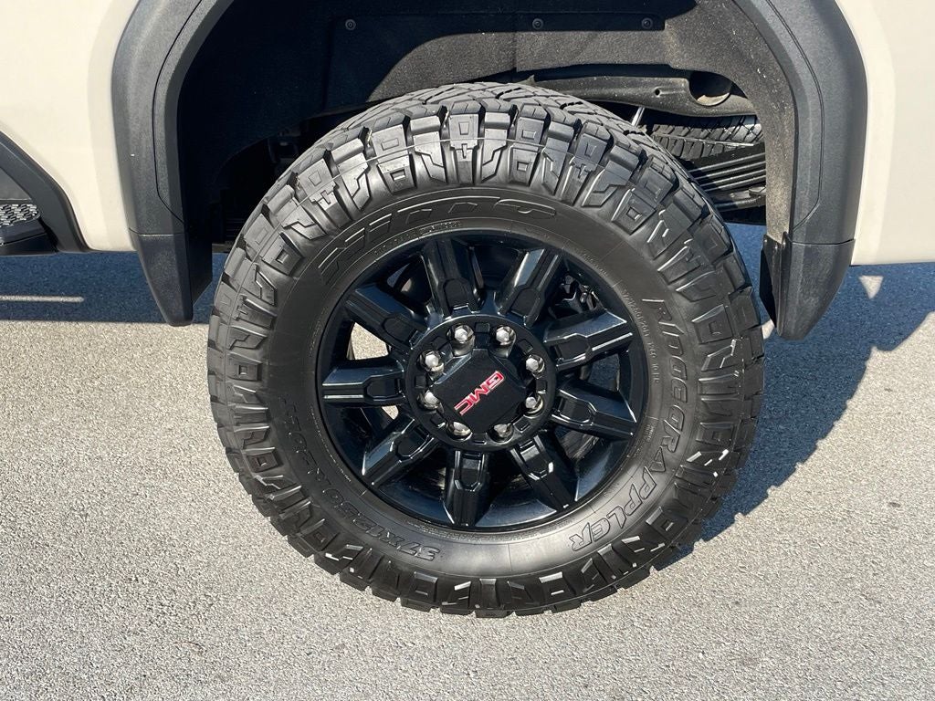 2026 GMC Sierra 2500HD AT4 - POWER SUNROOF / POWER ASSIST STEPS