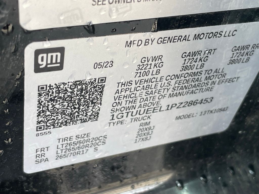 2023 GMC Sierra 1500 AT4