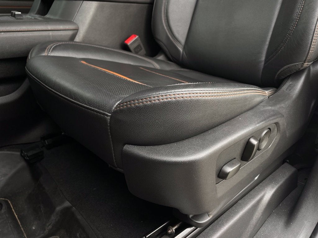2025 GMC Sierra 1500 AT4 - POWER SUNROOF / HD SURROUND VISION