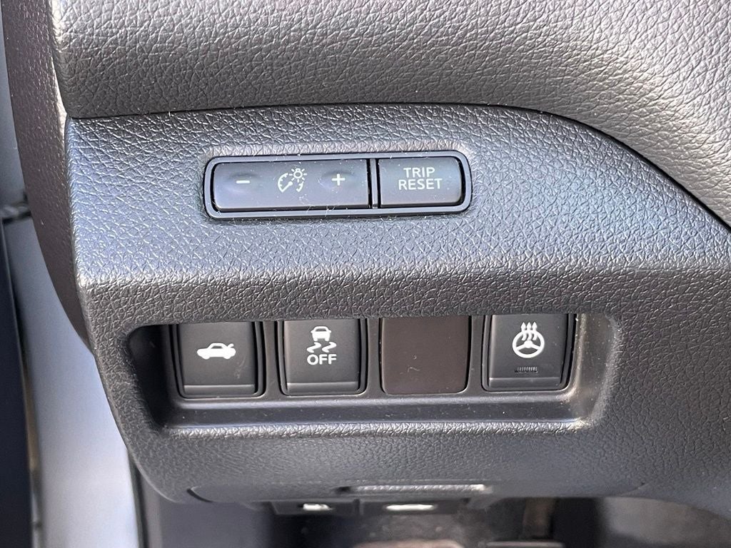 2016 Nissan Altima 3.5 SL - POWER MOONROOF / NAVIGATION