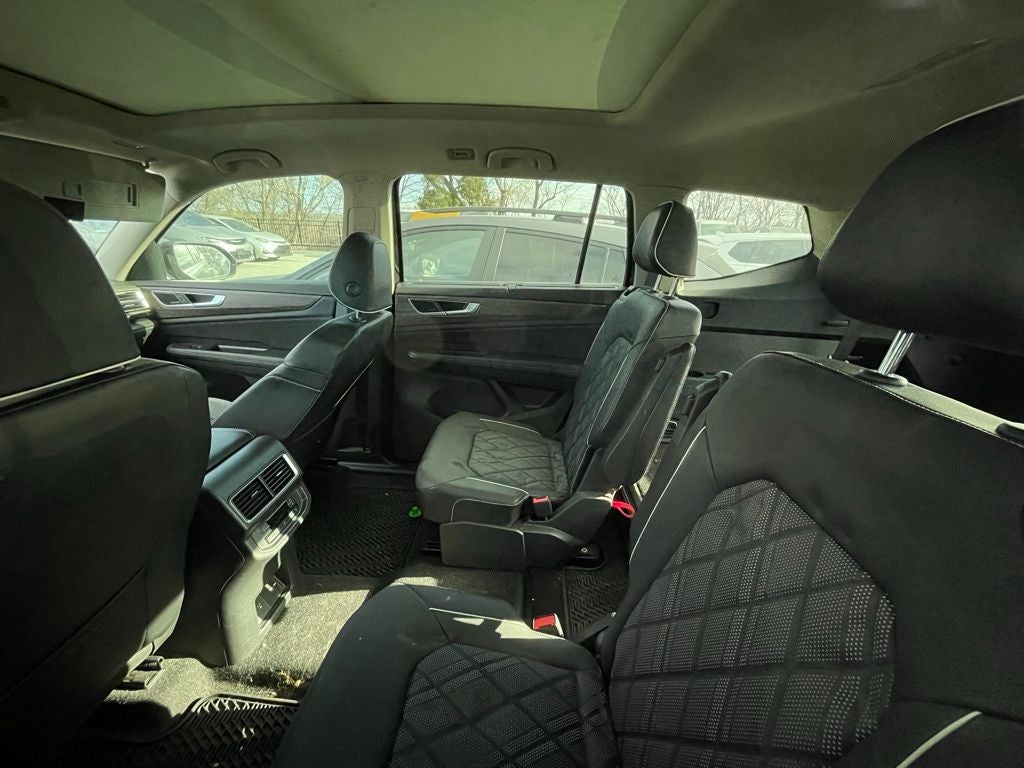 2024 Volkswagen Atlas 2.0T SEL Premium R-Line