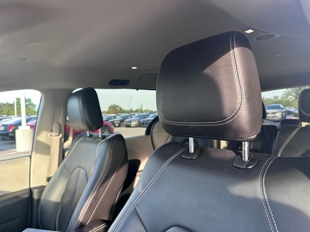 2024 Chrysler Pacifica Touring L - POWER LIFTGATE / DRIVER SEAT MEMORY