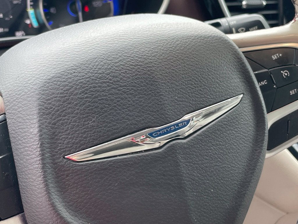 2020 Chrysler Pacifica Limited - POWER MOONROOF / VENTILATED SEATS