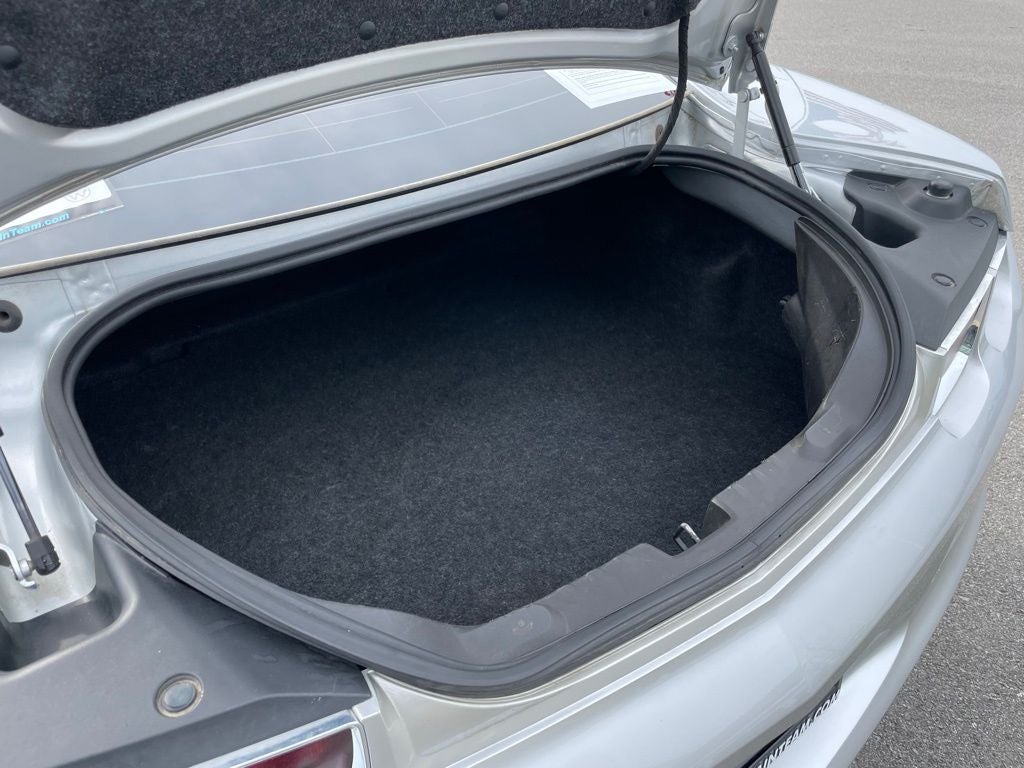 2011 Chevrolet Camaro SS 2SS - LOW MILEAGE / SUNROOF