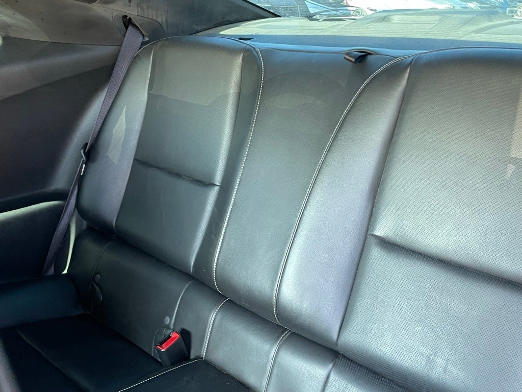 2011 Chevrolet Camaro SS 2SS - LOW MILEAGE / SUNROOF