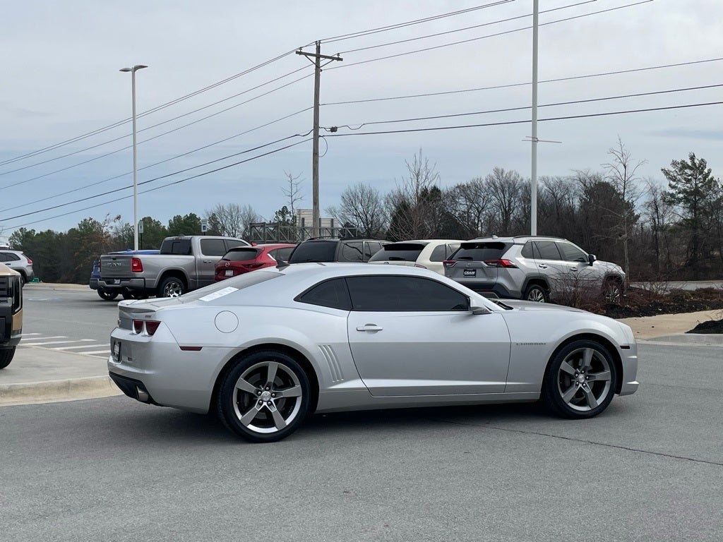 2011 Chevrolet Camaro SS 2SS - LOW MILEAGE / SUNROOF