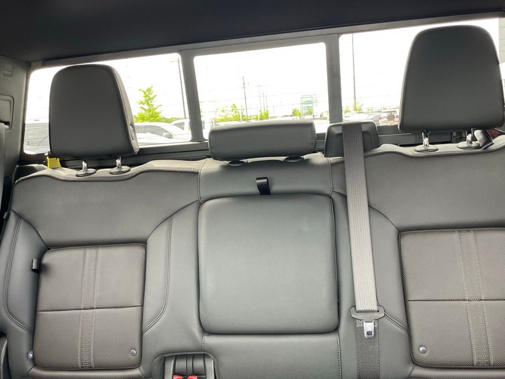 2025 Chevrolet Silverado 2500HD High Country - HEAD UP DISPLAY / POWER SUNROOF