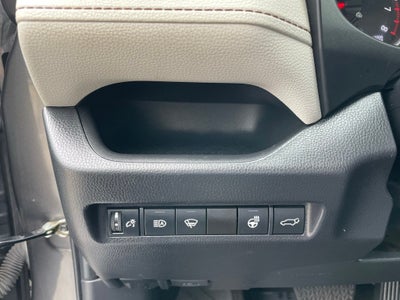 2022 Toyota RAV4 XLE - MOONROOF / RADAR CRUISE