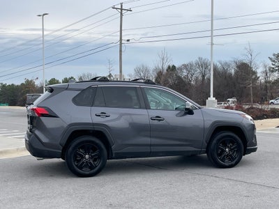 2022 Toyota RAV4 XLE - MOONROOF / RADAR CRUISE