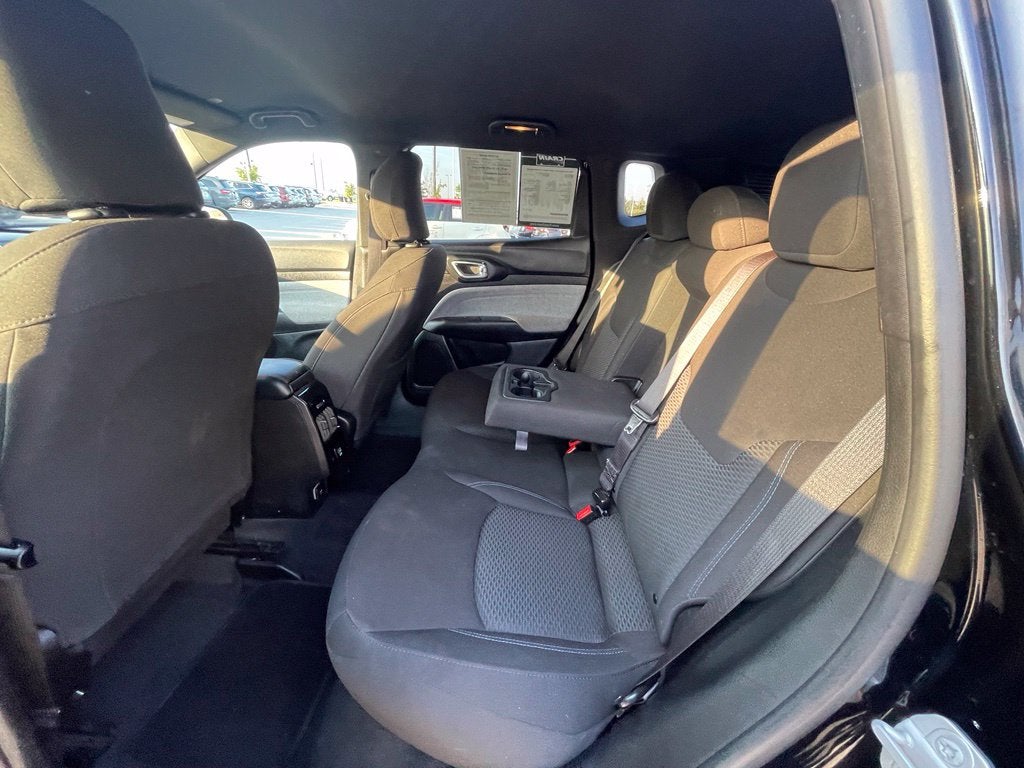 2025 Jeep Compass Sport - APPLE CARPLAY / PUSH BUTTON START