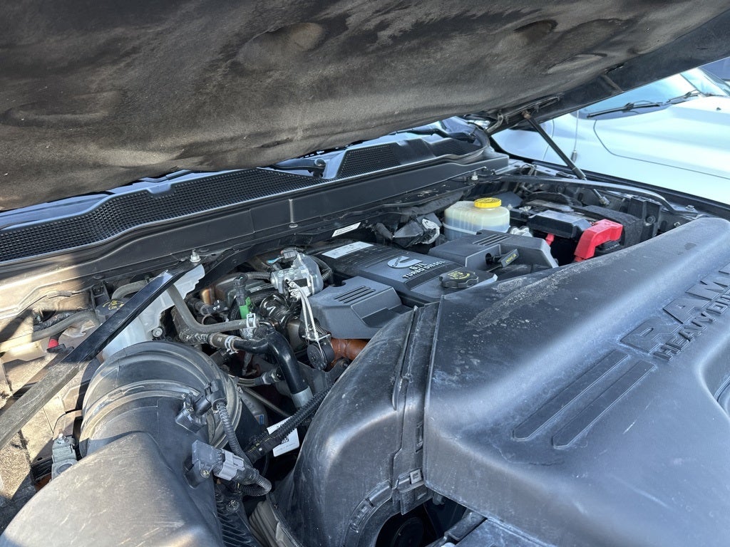 2022 RAM 2500 Tradesman - 5TH WHEEL TOWING PREP / REAR POWER SLIDING WINDO