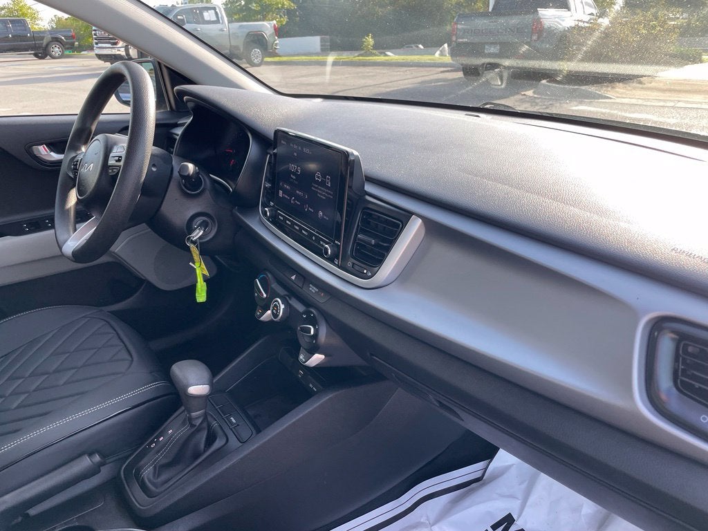 2023 Kia Rio S - 41 MPG / 1-OWNER / CLEAN CARFAX