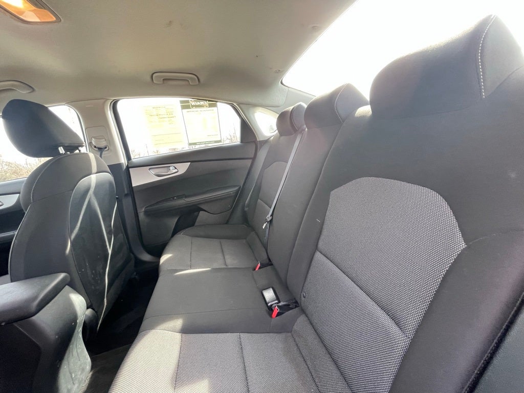 2024 Kia Forte LXS - KIA CERTIFIED / APPLE CARPLAY