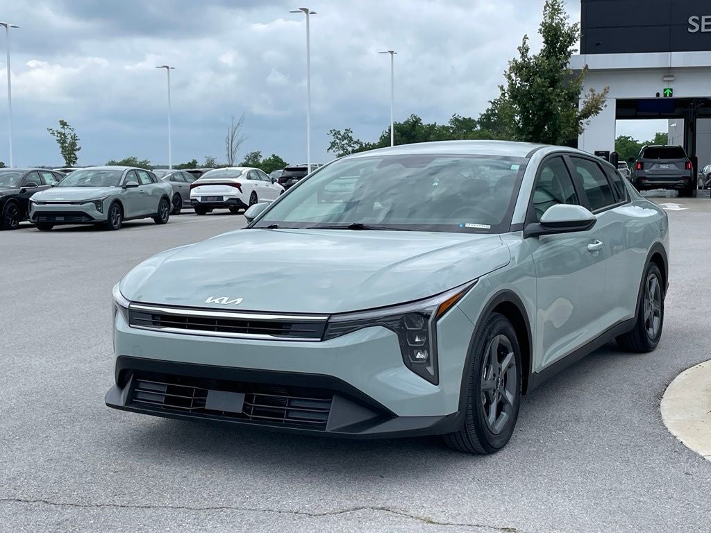 2025 Kia K4 LXS - KIA CERTIFIED / 39 MPG HWY