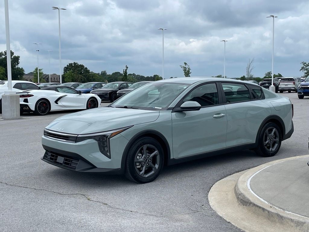 2025 Kia K4 LXS - KIA CERTIFIED / 39 MPG HWY