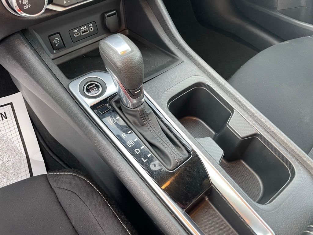 2024 Nissan Sentra SV - 8 INCH TOUCHSCREEN / BLIND SPOT WARNING