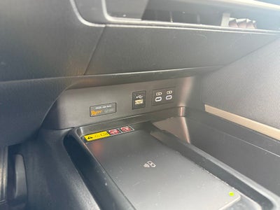 2025 Toyota Camry LE - 53 MPG / APPLE CARPLAY