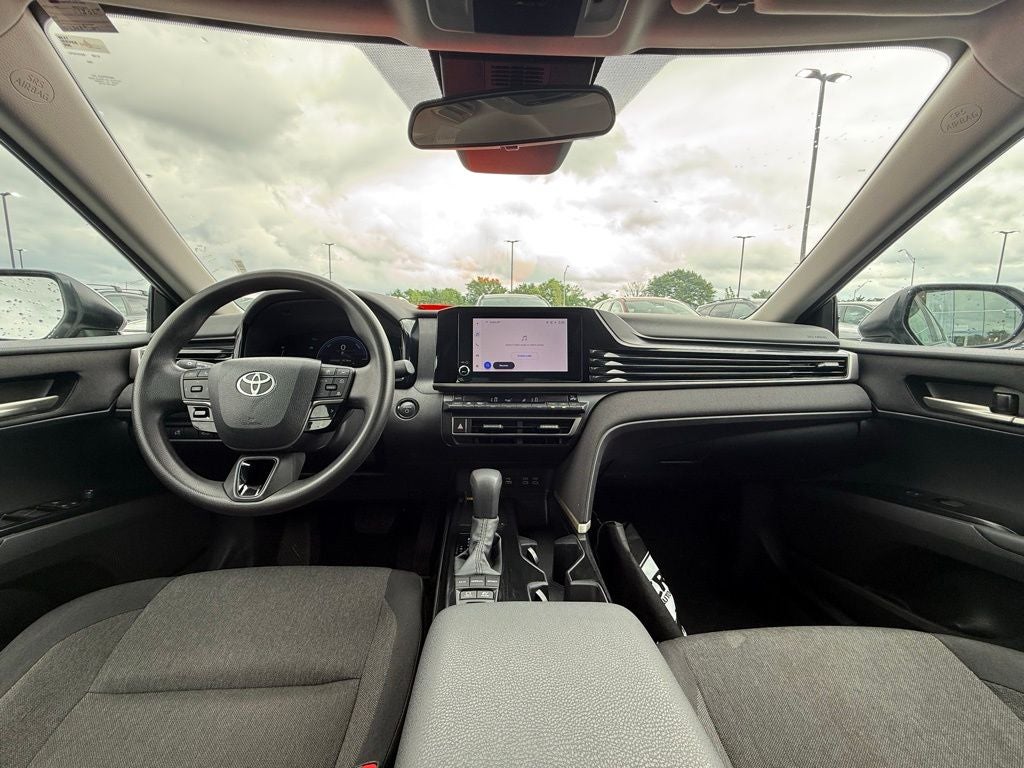 2025 Toyota Camry LE - 53 MPG / APPLE CARPLAY