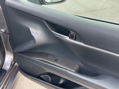 2024 Toyota Camry SE - 40 MPG / APPLE CARPLAY