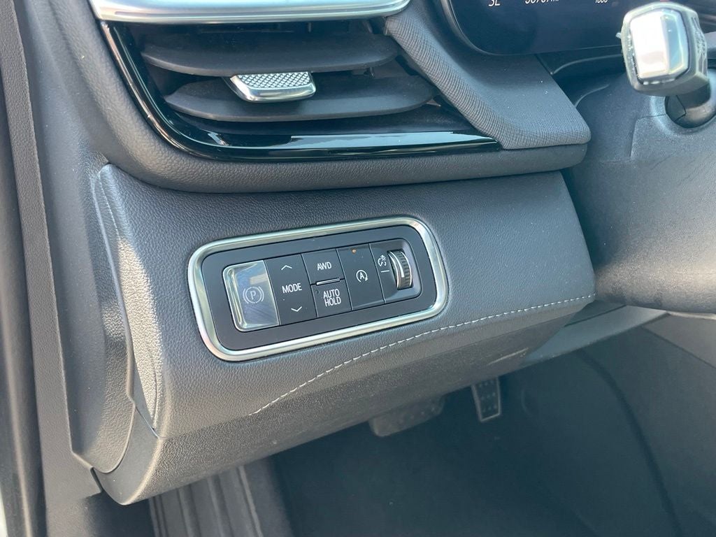 2025 Buick Enclave Preferred - AWD / 3RD ROW / BOSE SOUND