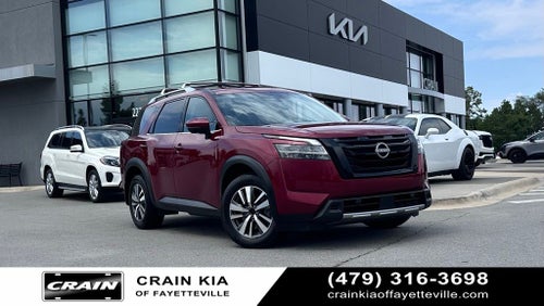 2024 Nissan Pathfinder SL - POWER LIFTGATE / WIRELSS CHARGER