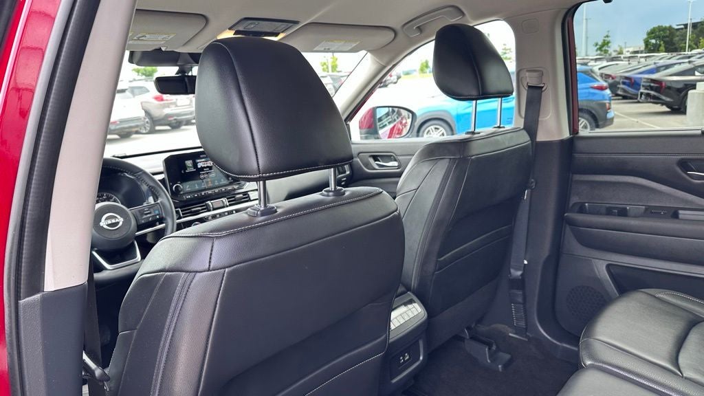 2024 Nissan Pathfinder SL - POWER LIFTGATE / WIRELSS CHARGER