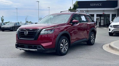 2024 Nissan Pathfinder SL - POWER LIFTGATE / WIRELSS CHARGER