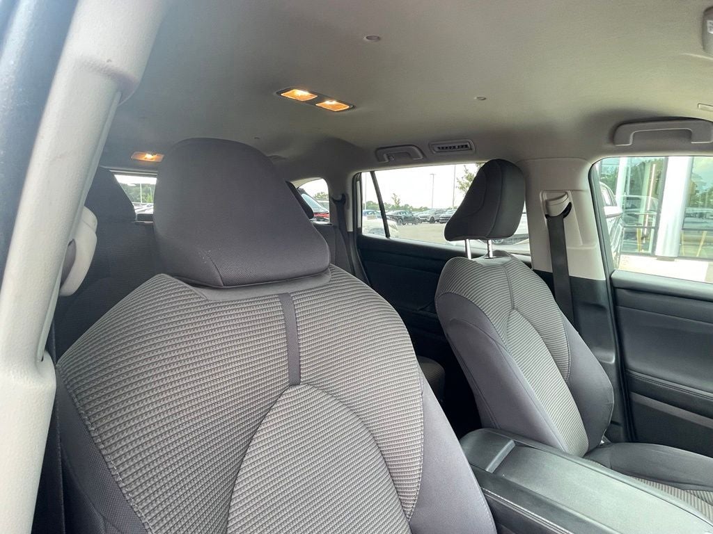 2024 Toyota Highlander LE - 3RD ROW / POWER LIFTGATE