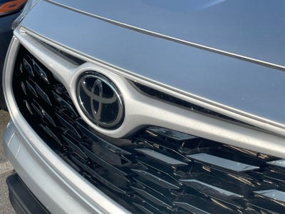 2024 Toyota Highlander LE - 3RD ROW / POWER LIFTGATE