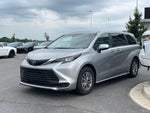 2025 Toyota Sienna LE 8 Passenger - 36 MPG / WIRELESS CARPLAY