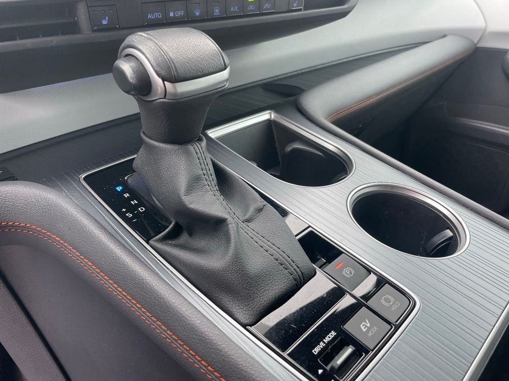 2023 Toyota Sienna XSE - MOONROOF / HANDS FREE SLIDING DOORS