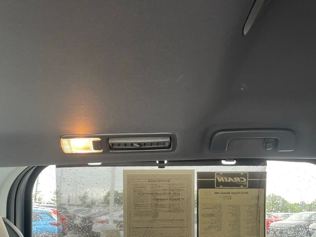2023 Toyota Sienna XSE - MOONROOF / HANDS FREE SLIDING DOORS
