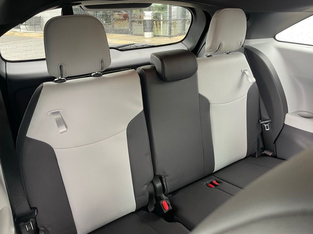 2023 Toyota Sienna XSE - MOONROOF / HANDS FREE SLIDING DOORS