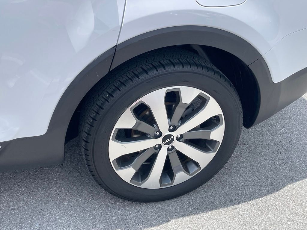 2022 Kia Telluride S - POWER MOONROOF / NAVIGATION